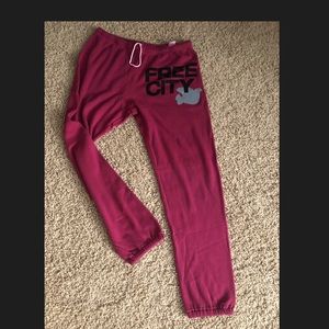 New FREECITYLARGE sweats
